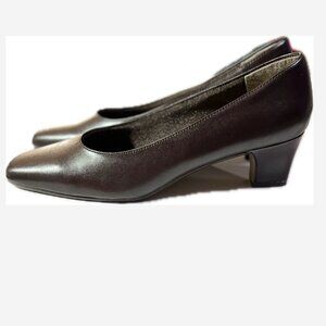LifeStride Heels Pumps "Jade" Womens Size 9.5 3A Brown 2" Heel Square Toe Padded